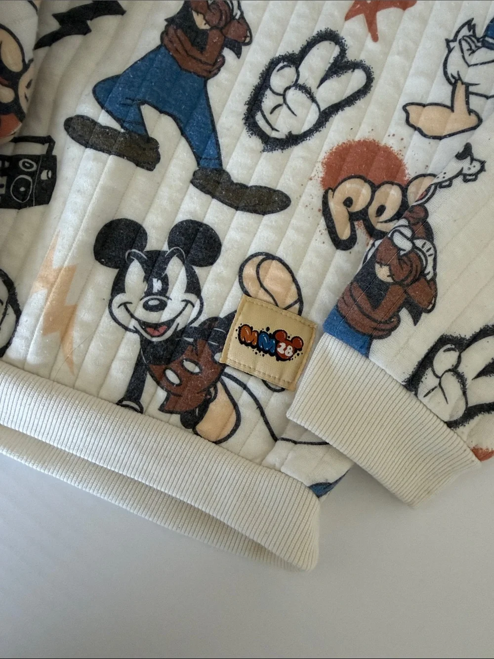Cream Mickey & friends Graphic Kids Matching Set